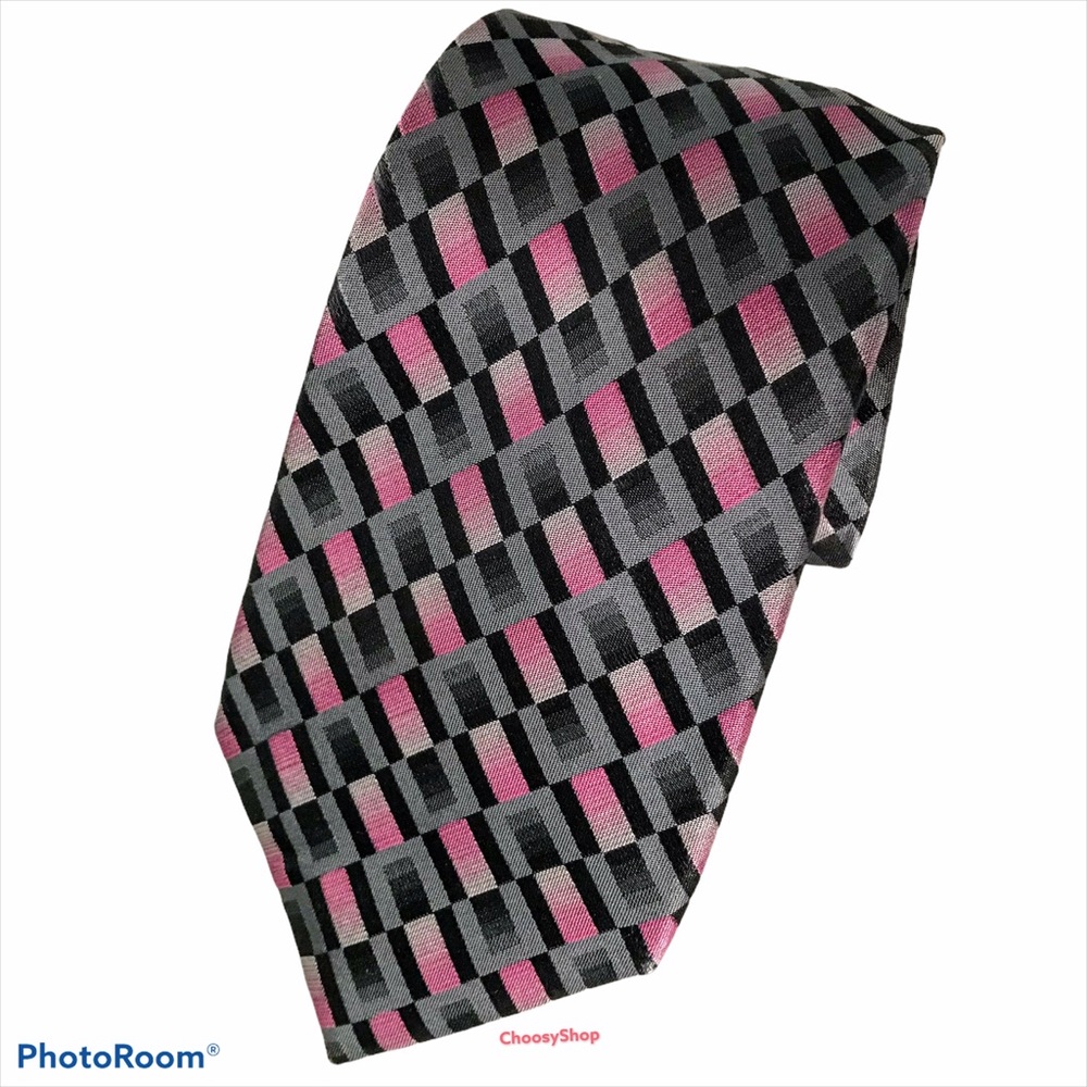 Stain Resistant Silk Tie Pink Gray Black Geometric